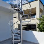 Σκάλα μεταλλική στρογγυλή